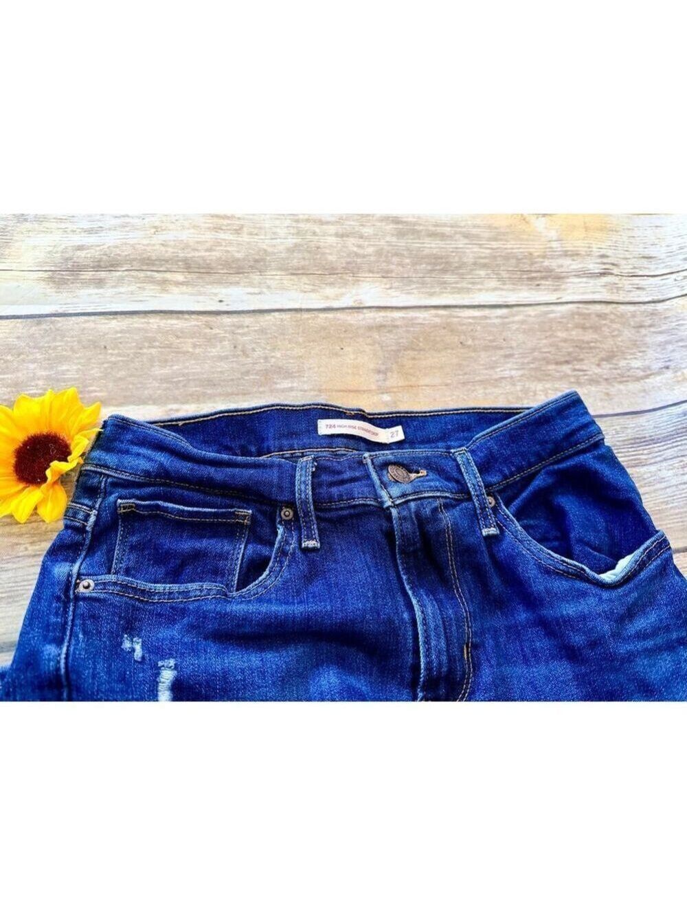 LEVI STRAUS HIGH RISE CROPS - Picture 9 of 9